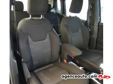 Jeep Renegade — 13